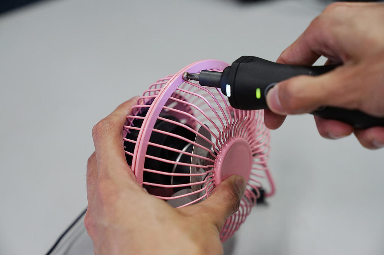 电动螺丝刀德国精工,电助力螺丝刀视频