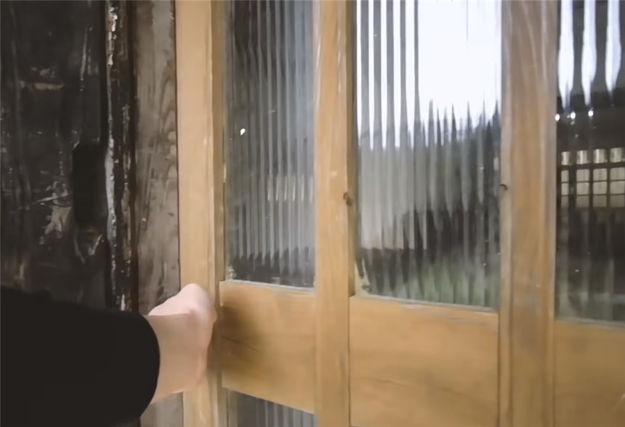 日本男子买江户时代深山老宅，带妻女住进89㎡的家，过起田园生活