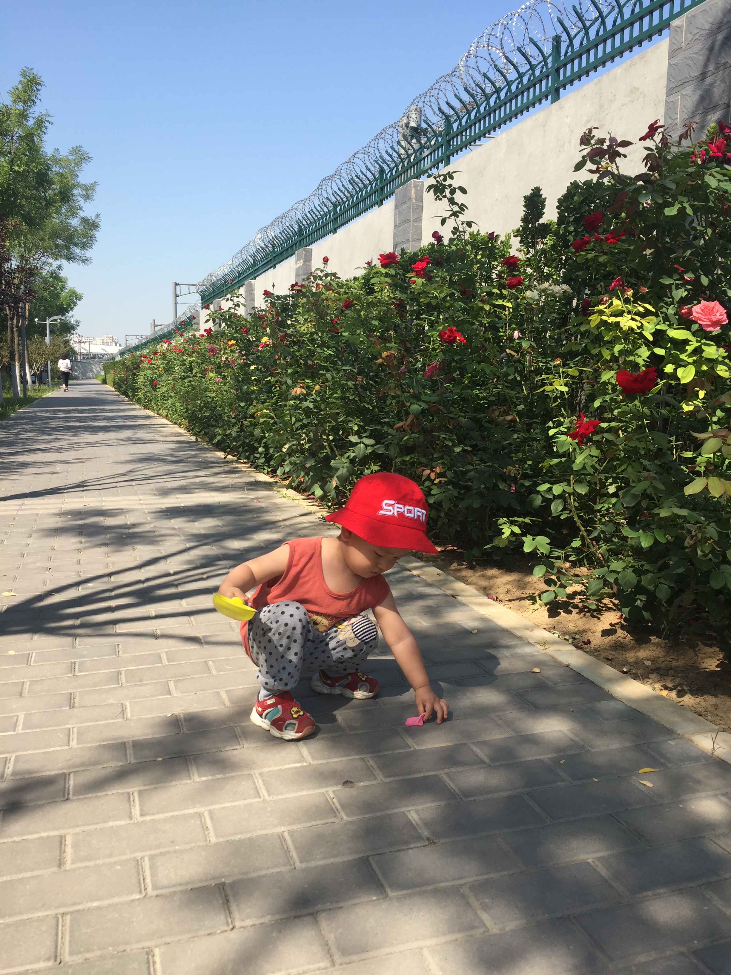 恋奶的孩子断奶难?不妨试试这一招,帮妈妈轻松断奶