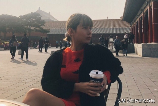 非诚勿扰十周年十对男女嘉宾返场,闫凤娇和马诺哪一年参加比赛