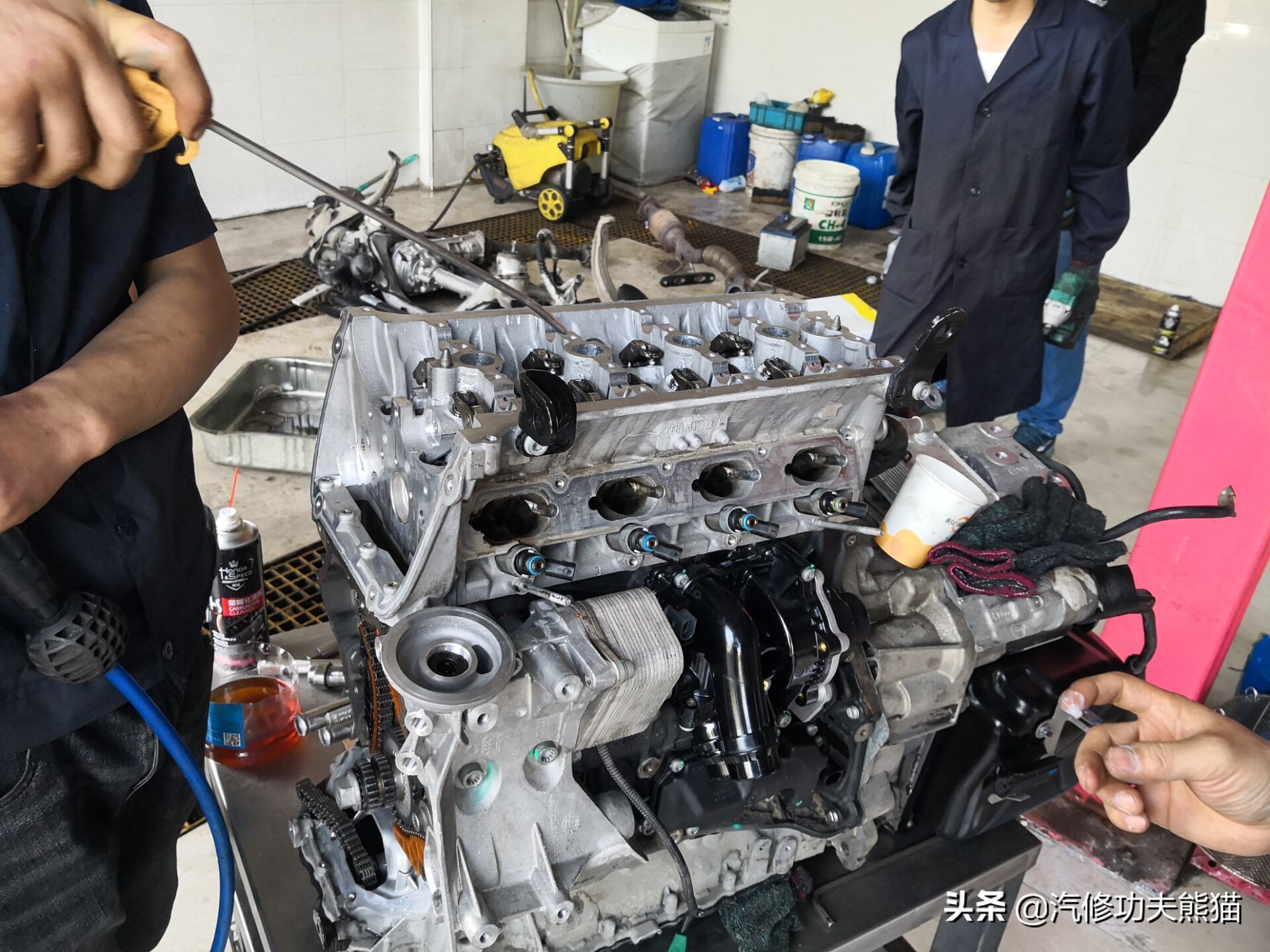 大众夏朗烧机油用什么燃油宝,2012款夏朗2.0t烧机油怎么处理