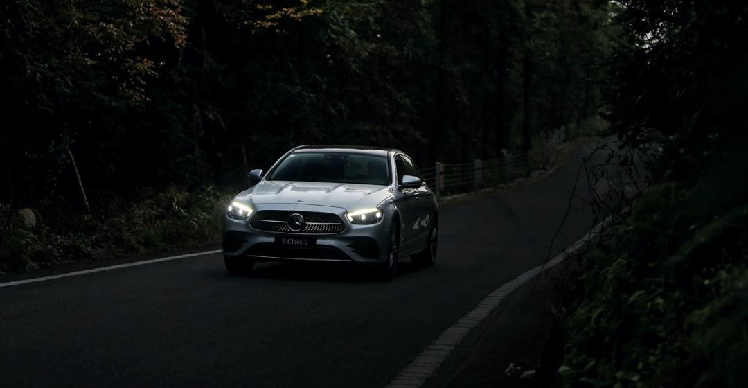 大气豪华的风格新款奔驰e级实车,奔驰e级2022款300l运动豪华