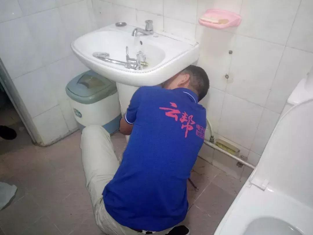 一封紧急救援信 (救援队致社会爱心人士一封感谢信)