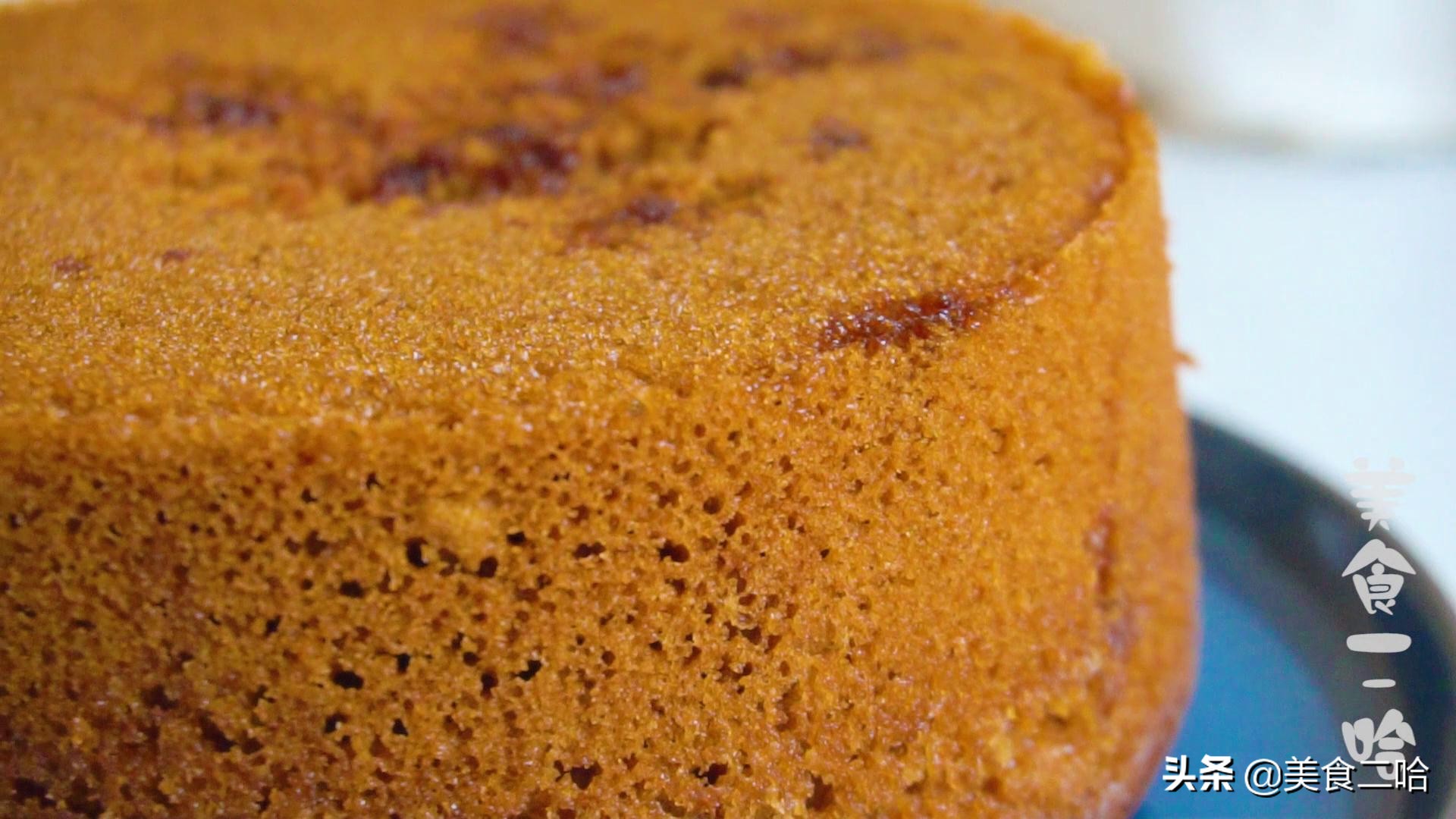 红糖发糕家常做法发面不用酵母,懒人红糖发糕开花