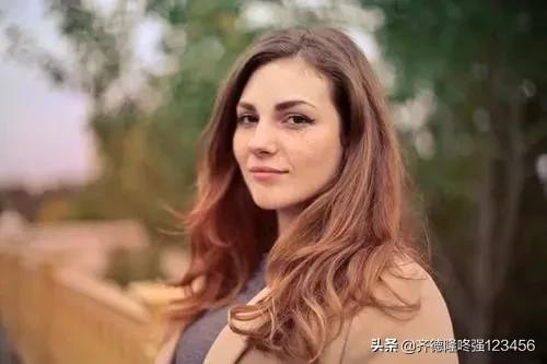 一半几率患肺癌算早期么,肺癌晚期发热是临终症状吗