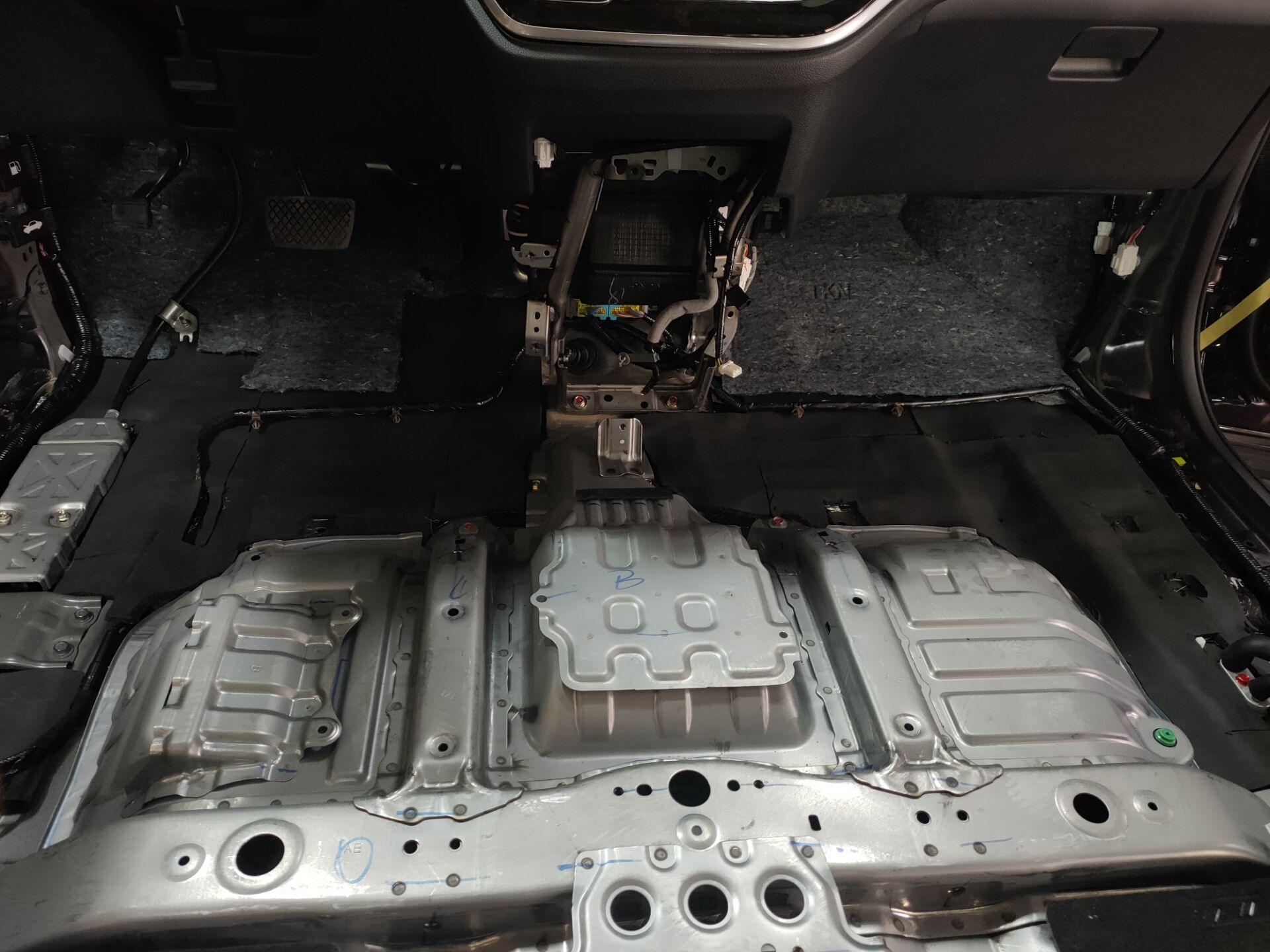 临沂老款奥德赛音响改装,奥德赛汽车音响改装案例乌鲁木齐