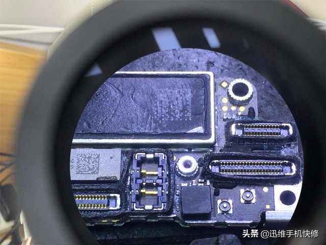 iphone7进水后最容易出现的问题,iphone7进水不定时重启