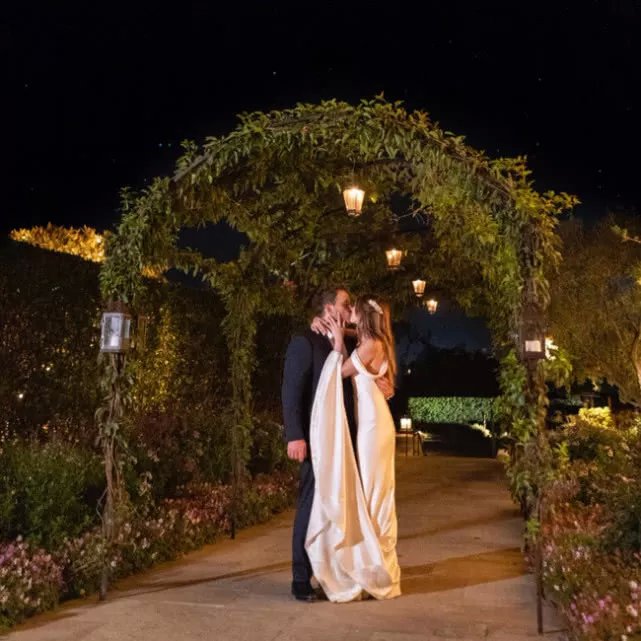 施瓦辛格的女佣年轻时候图片,施瓦辛格与女佣的儿子