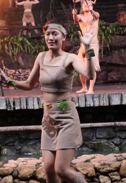 海南女人勤劳,海南原始人的真实生活