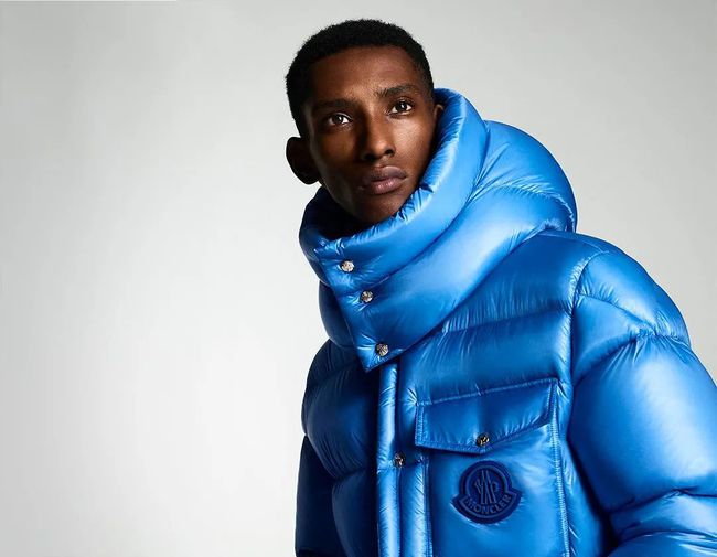 tnf羽绒服都有什么款,别再穿烂大街的小白鞋了