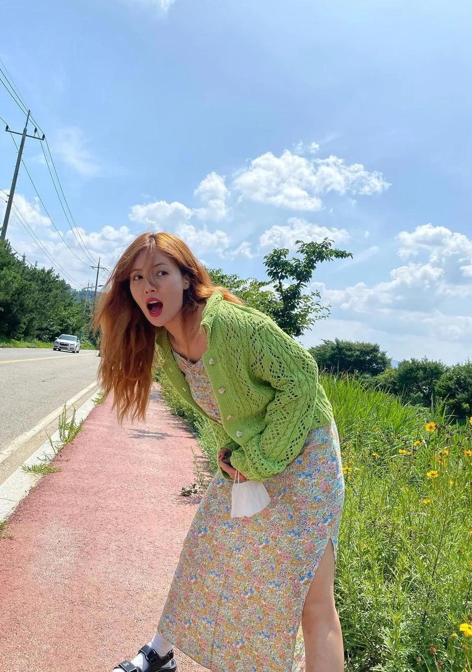 jennie穿搭冬香奈儿,求jennie同款衣服