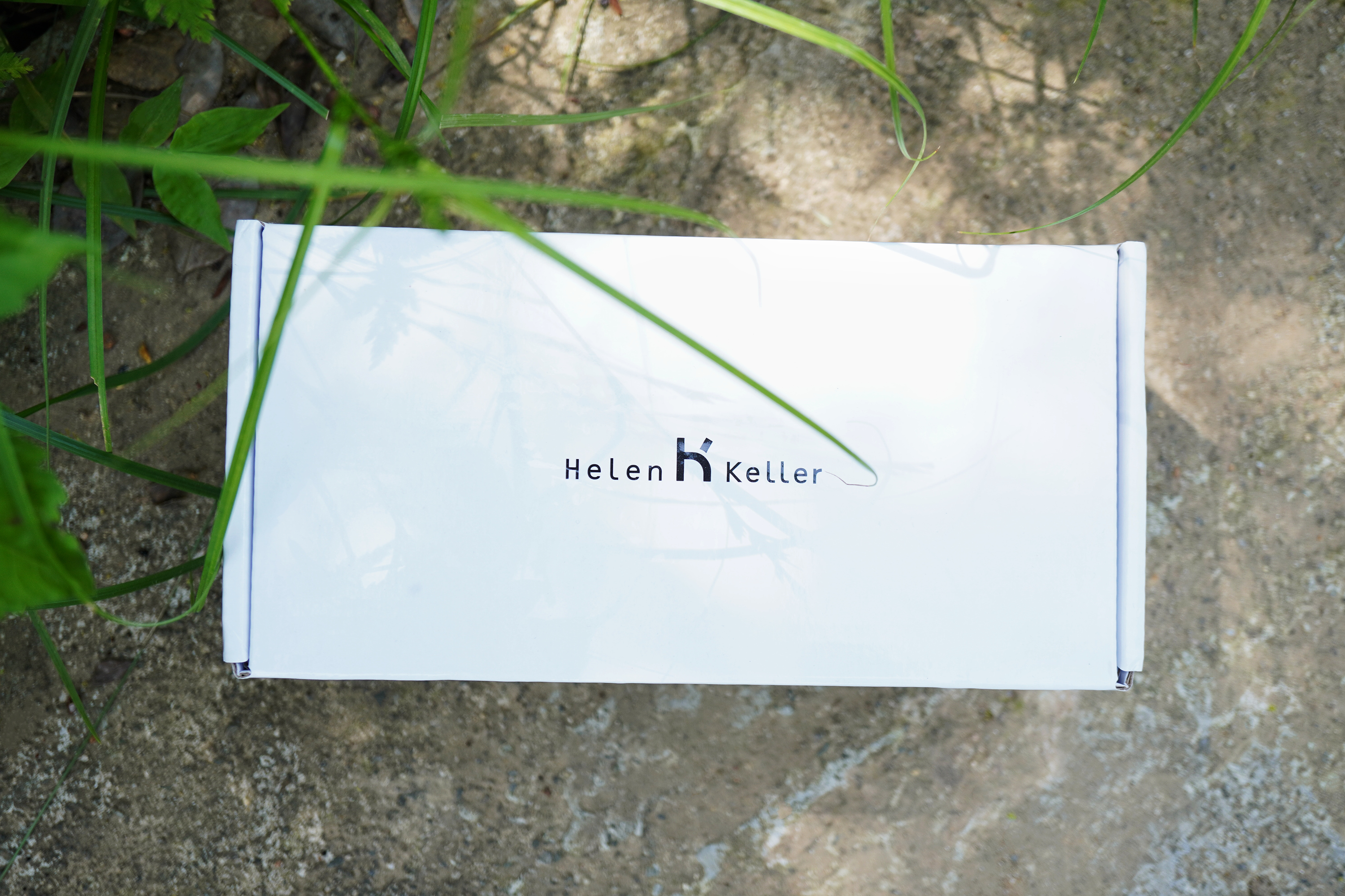 听歌打电话的眼镜,海伦凯勒眼镜偏光防紫外线墨镜