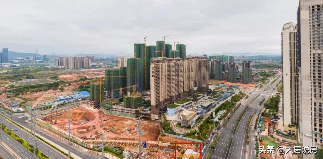 ​比摇号买房更疯狂的是抢小孩入学名额，家长们还有救赎之路吗？