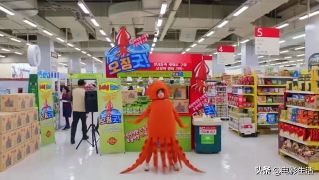 新沙雕韩剧!女主遇见17岁的自己,男主被误认为暴露狂笑出猪叫