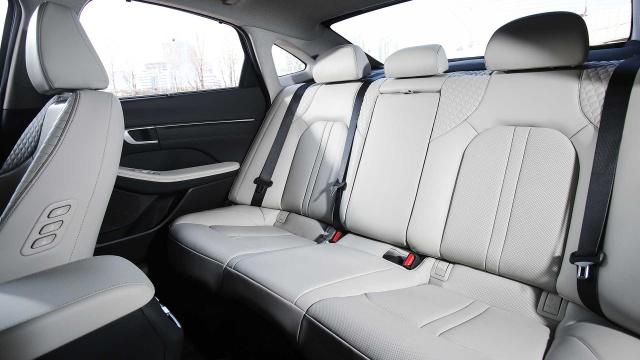 试驾第十一代索纳塔2.8t,1.5t第十代索纳塔时速测试