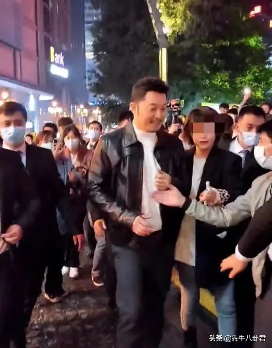 沙溢火锅店开业有哪些明星捧场,在沙溢开的火锅店吃饭到底值不值