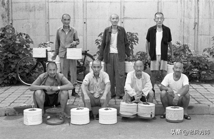 80年代人民穿健美裤图片,80年代北京街头服饰