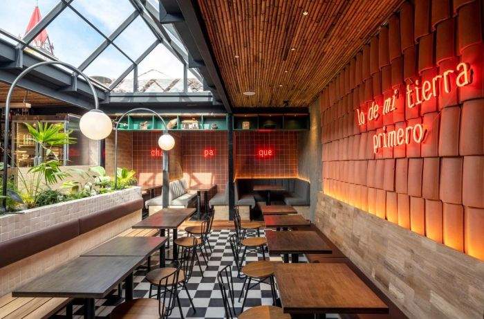 咖啡馆的闲暇时光,咖啡馆里惬意美好的时光