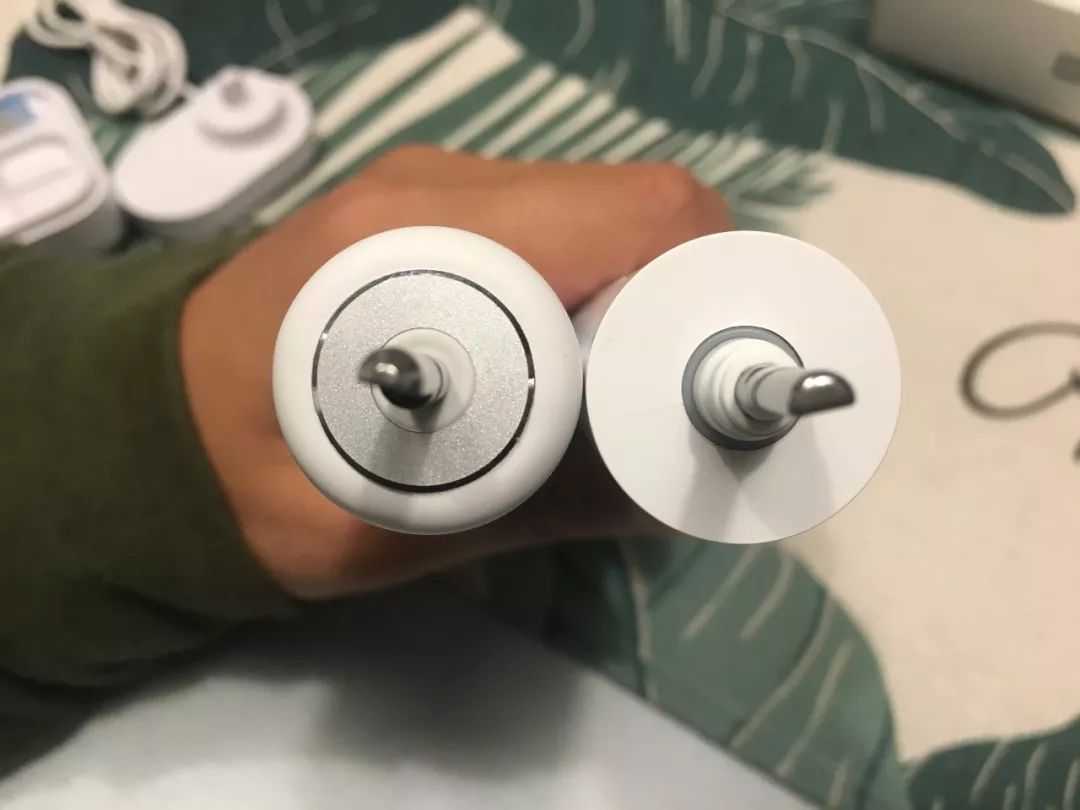 米家电动牙刷三个版本区别,米家电动牙刷t100和t300的区别