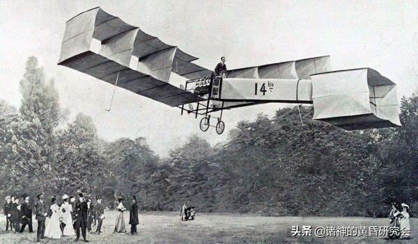 褰╃粯浜屾垬寰峰啗鍧﹀厠,褰╃粯涓殑鎴樹簤