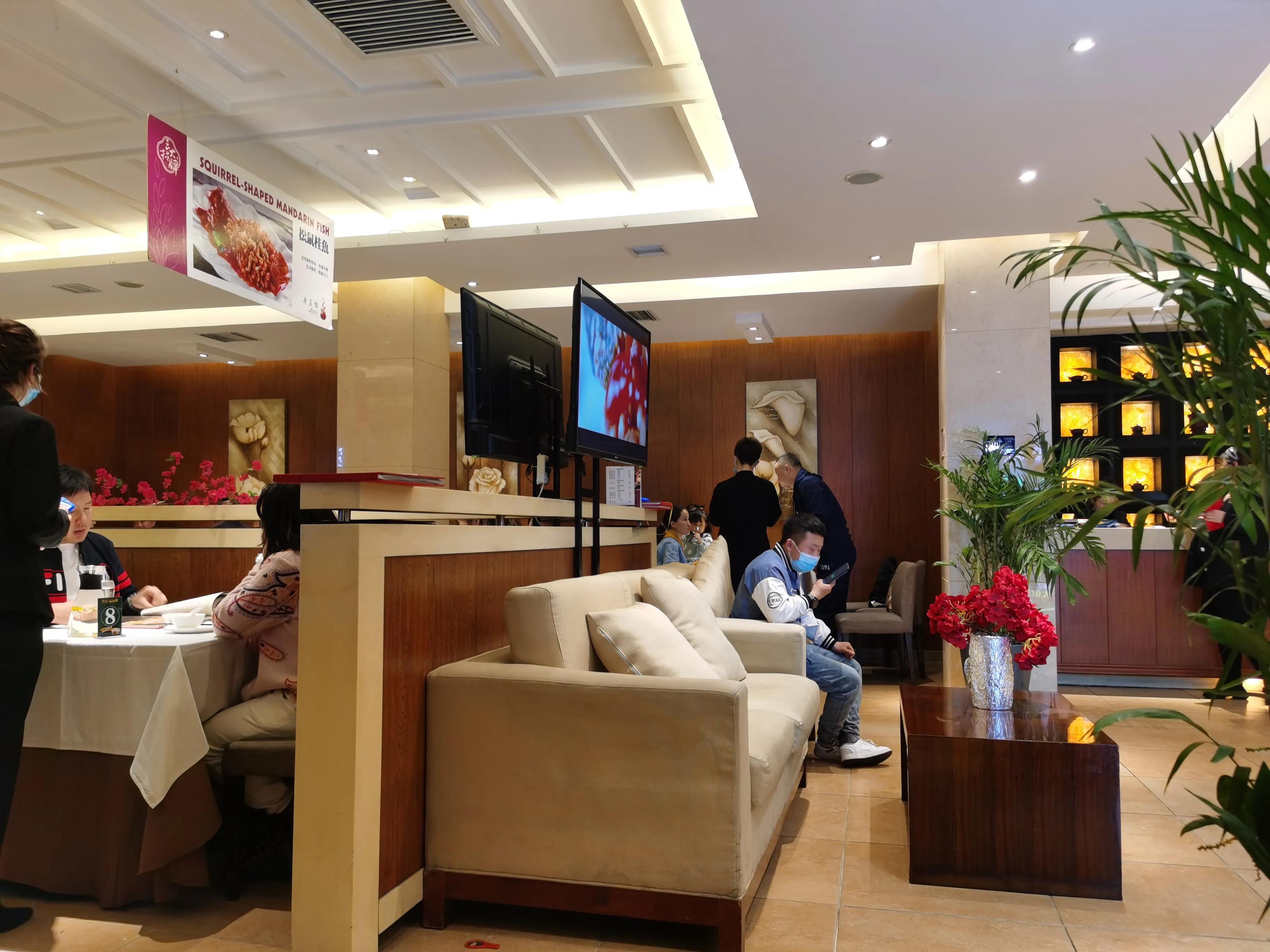 格瓦斯大列巴秋林红肠和面包,哈尔滨红肠大列巴马迭尔格瓦斯