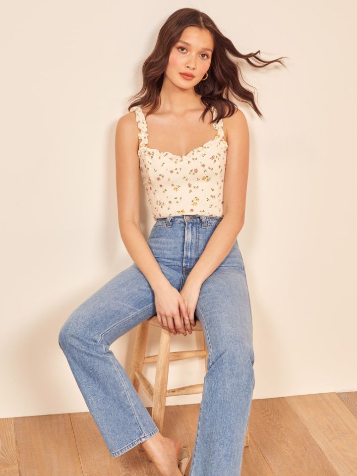 轻奢高级感吊带背心,时尚肩带吊带背心热销第一名