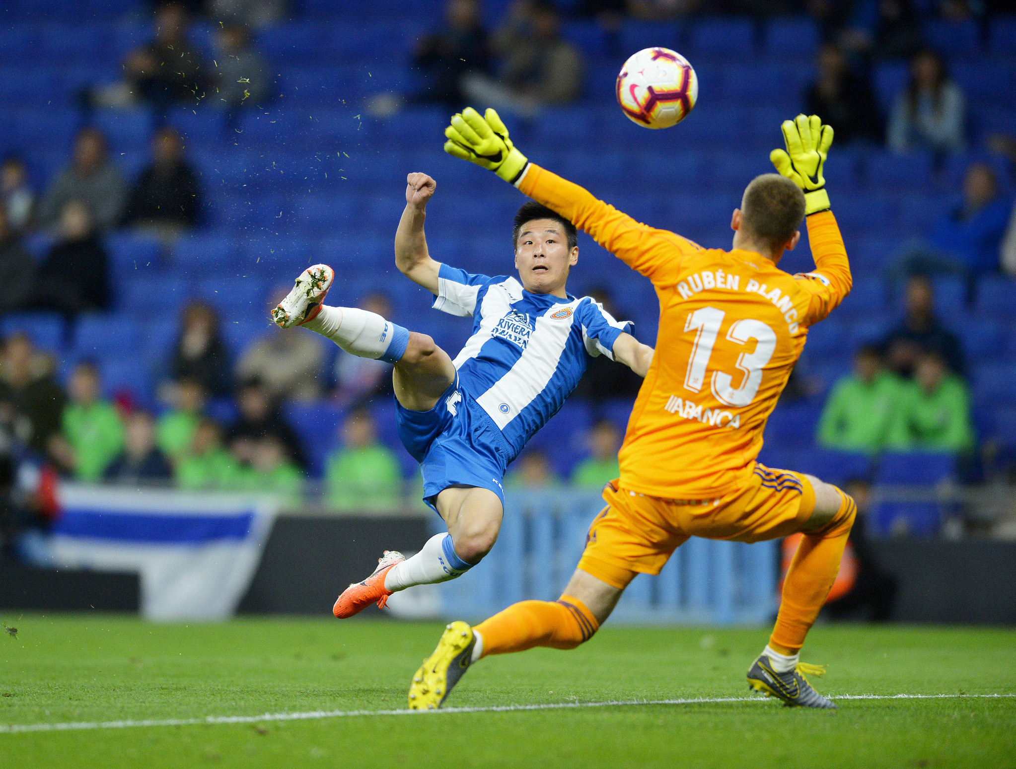 武磊回击外界质疑,武磊承认中国足球让人失望