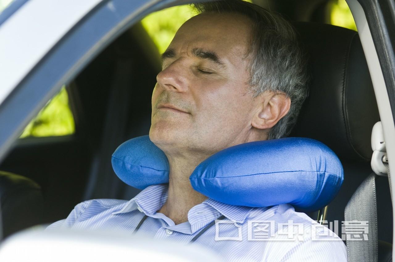 快速消除开车打瞌睡的方法,有什么办法治开车犯困