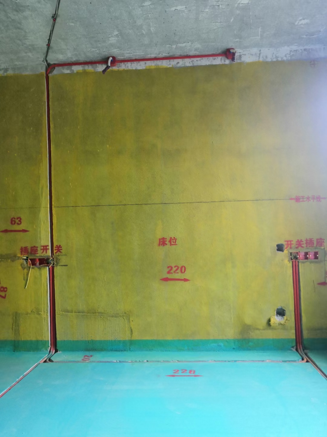 装修水电不要走顶,装修水电不开槽的弊端