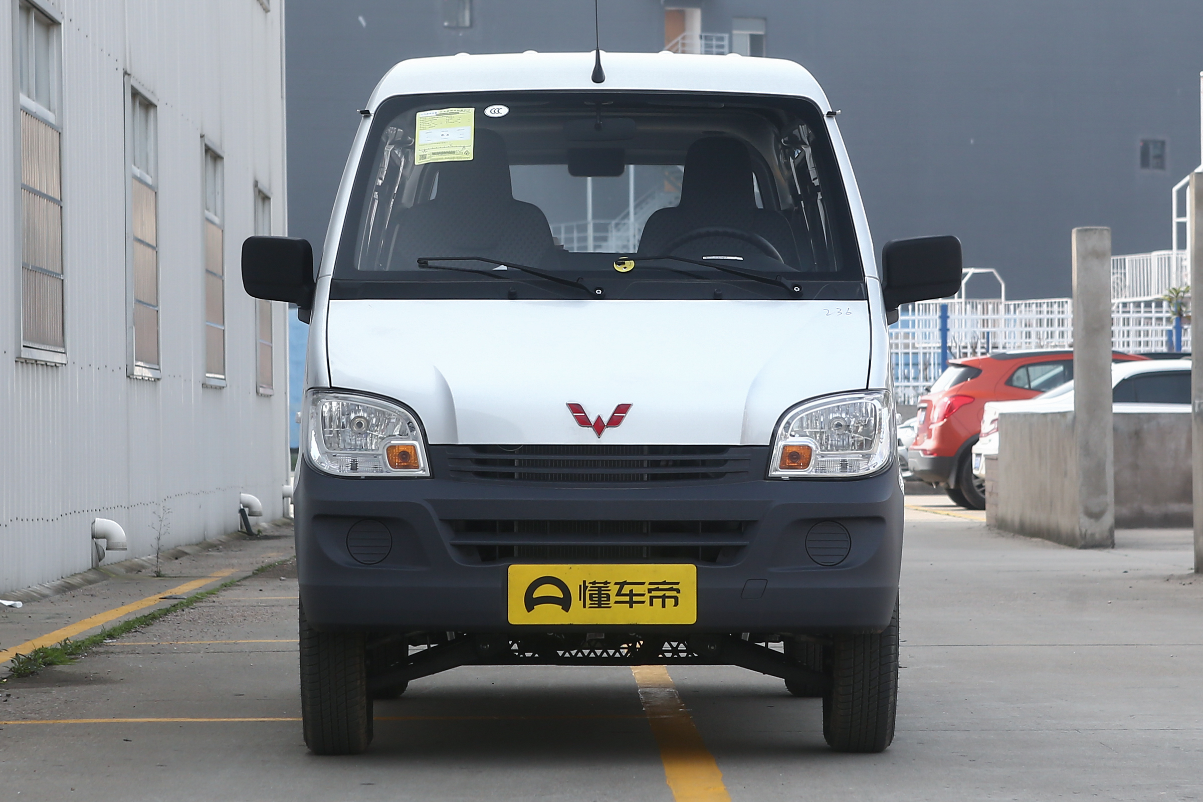 新款五座五菱之光优缺点,五菱之光配置