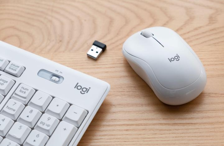 推荐一款简单精致的电脑桌,diy双人实木电脑桌