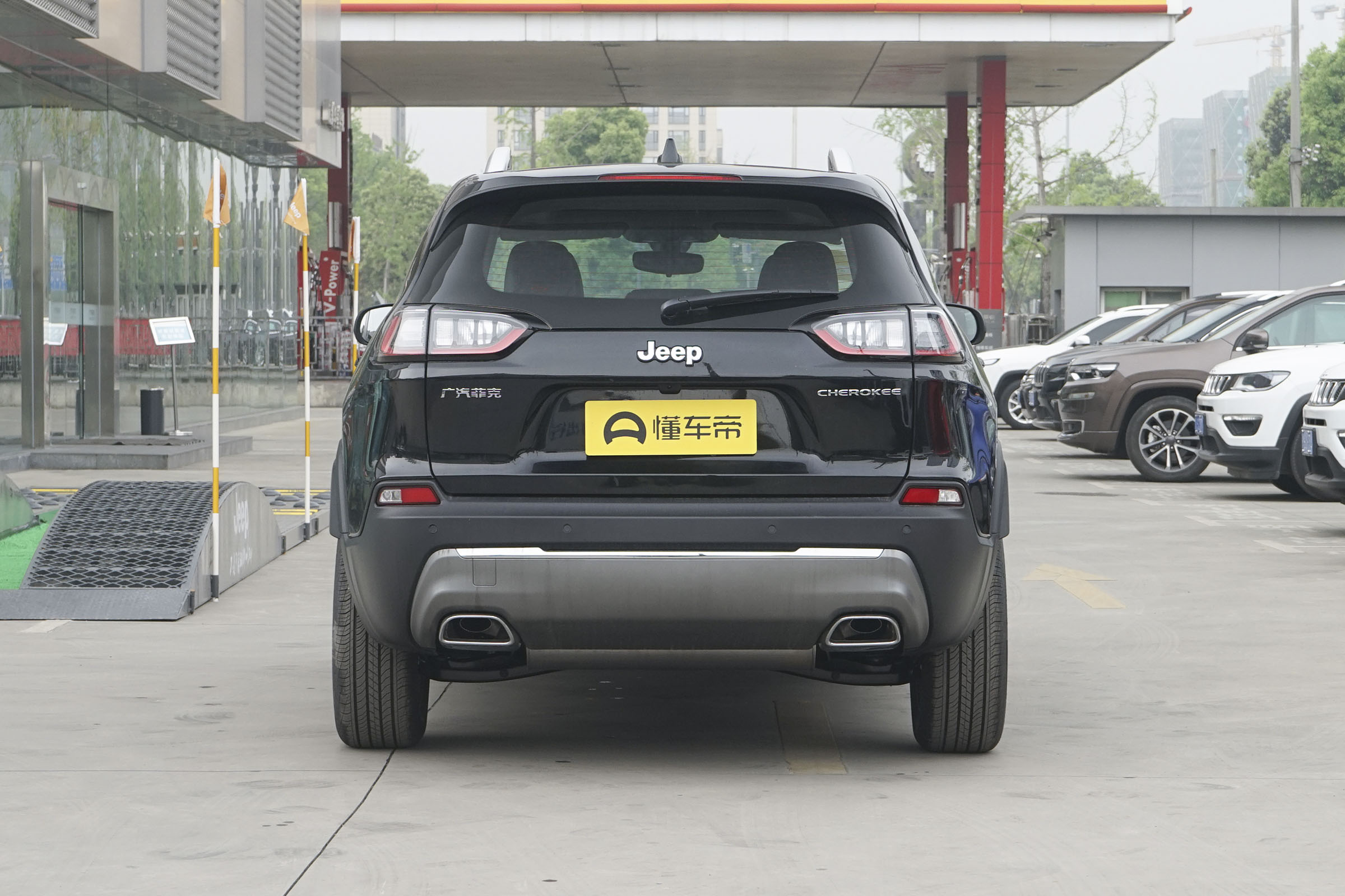 全新jeep自由光2.0t稳定性怎么样,jeep自由光发动机压缩比