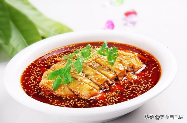 口水鸡算什么菜系,口水鸡是什么鸡做的
