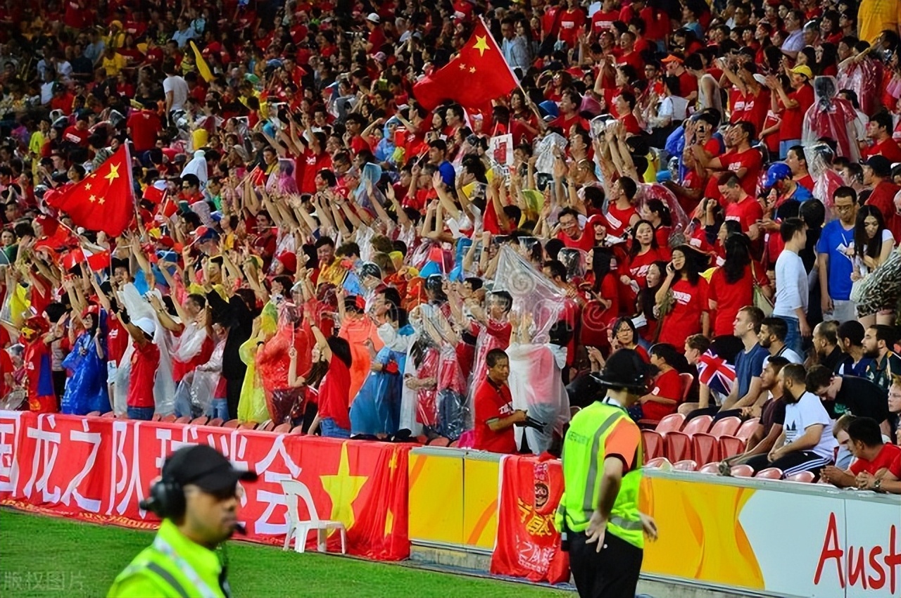 金元足球是怎么阻碍了国足的发展