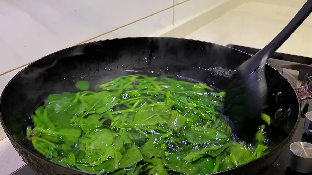 身体哪二处发痒要警惕,身上这两处发痒别大意