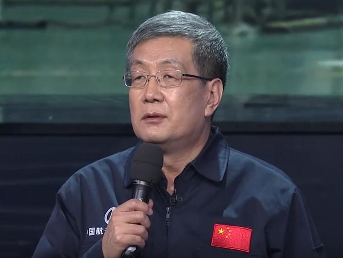 大学里考军校的有哪些,考军校的同学