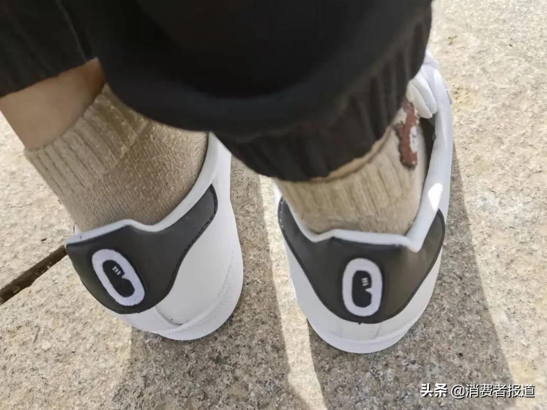 阿迪达斯没有三叶草是真的吗,阿迪达斯只有三叶草是真的吗