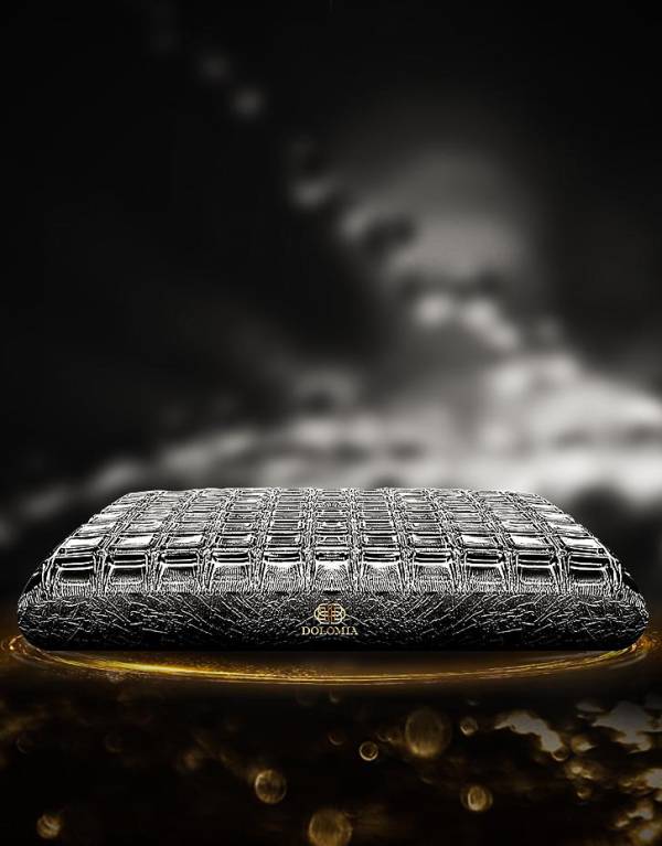 閲戠弨榄呭奖娣辩潯鐜嬪姪鐪犲嚌鑳舵灂,閲戠弨榄呭奖鏋曞ご