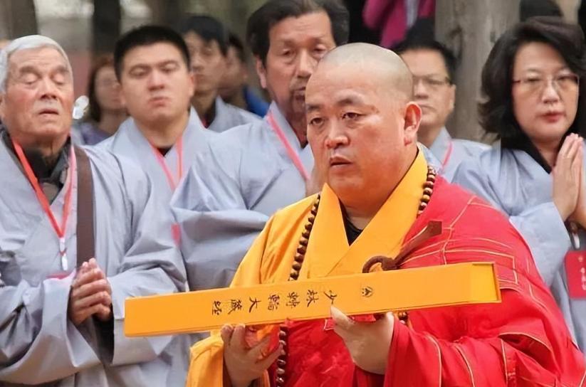 释永信方丈年薪,释永信700元工资