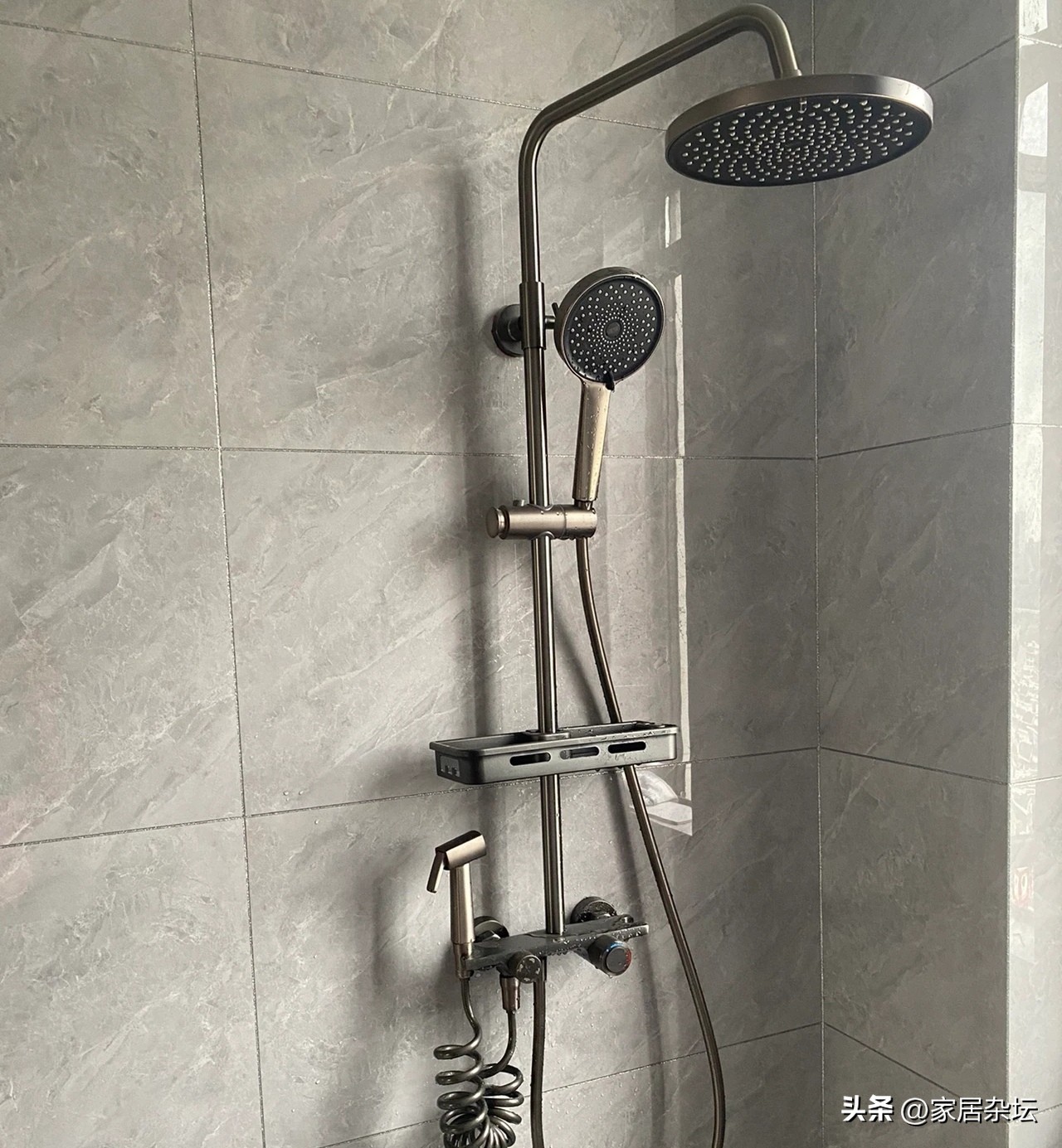 入住7年卫生间滴水到楼下,入住卫生间的十大忌