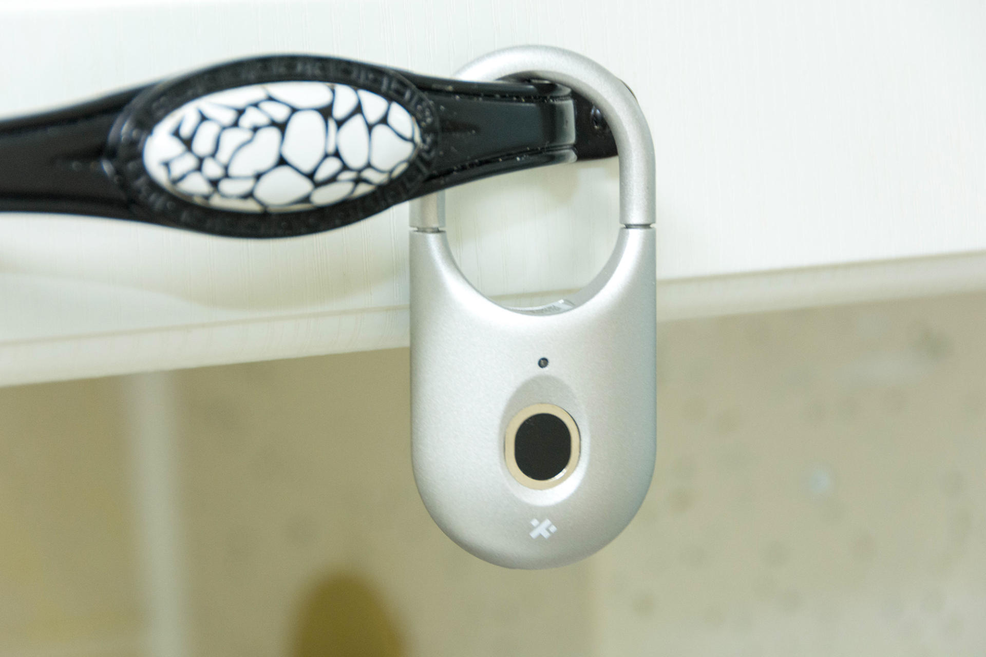 被种草了华来小方智能挂锁极速开启超长续航