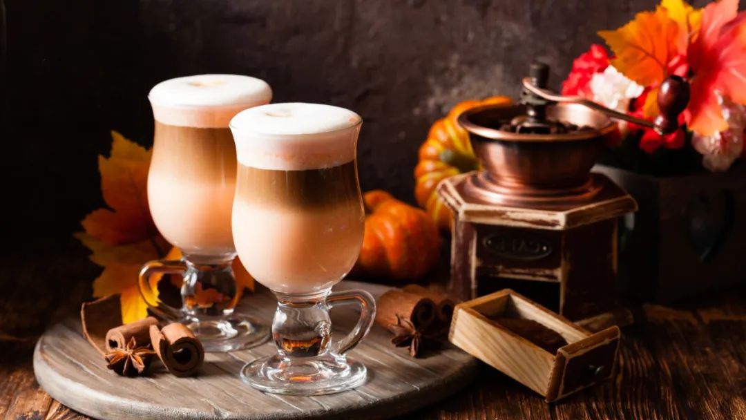 瑞幸奶茶和星巴克,最新瑞幸咖啡与星巴克