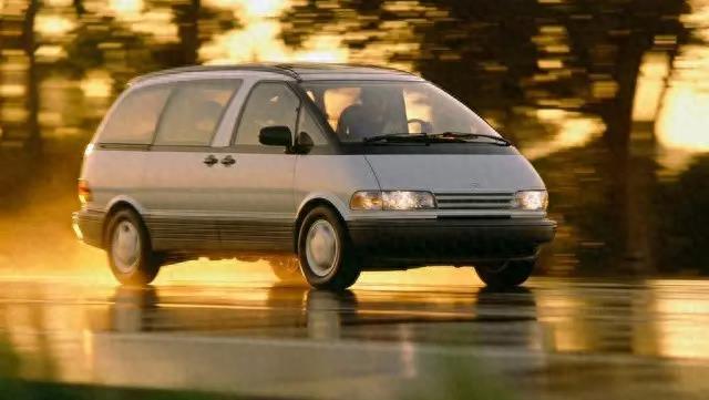 豪华MPV大战：四款霸气“*弹子**头”PK，看看谁能成为最强王者！