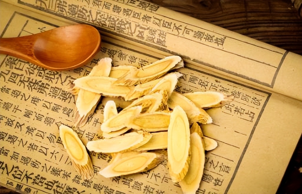 黄芪常喝百病消配这几宝效果更好,山楂和黄芪真的可以打通血管吗