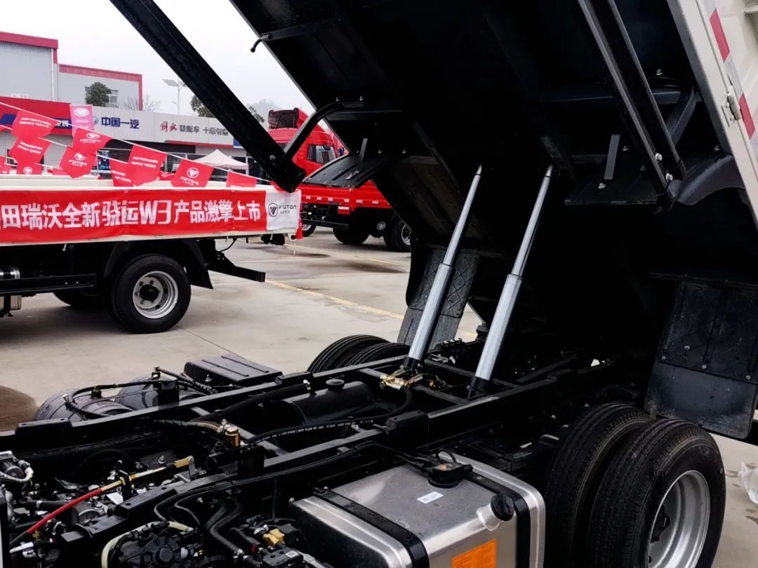 十堰龙信二手车市场雅阁,十堰龙信国际汽车城二手车直播