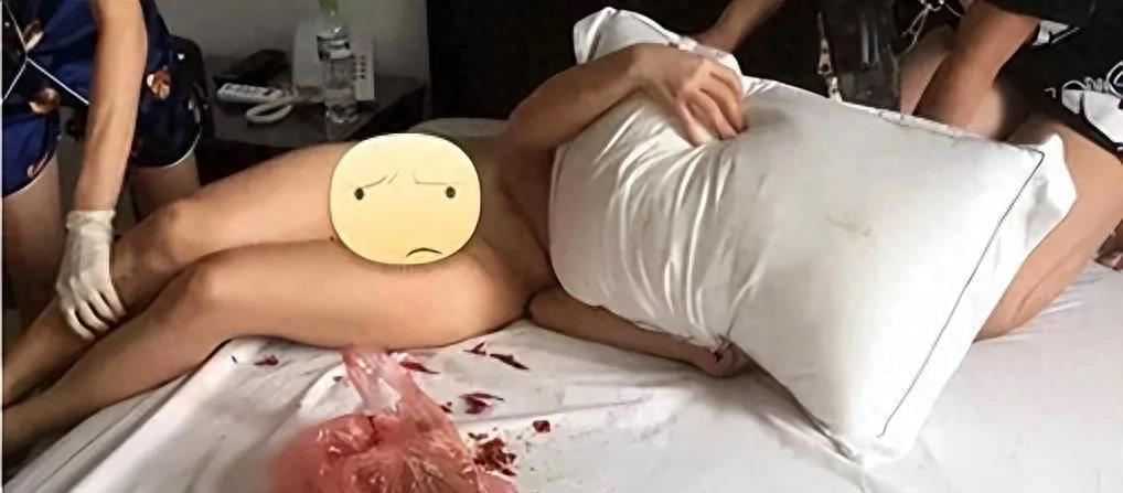 丈夫出轨妻子拉小三游街获刑,丈夫出轨妻子将小三扒光游街获刑