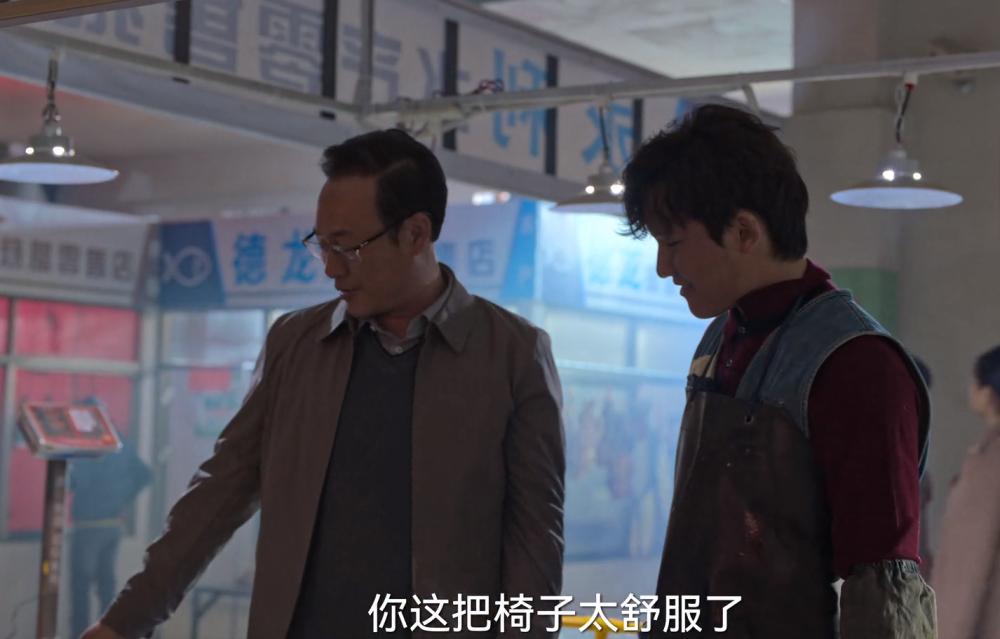 椅子推荐人体工学椅测评,适合上班族的护腰椅