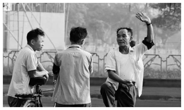 49年以来最真实、最深刻的影像：人的神态反映了时代的好坏