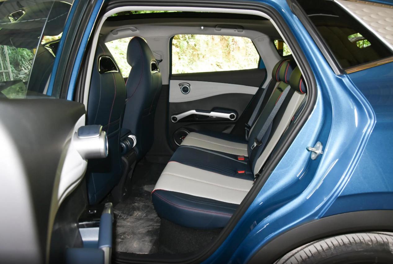 广汽合创z03潮享版续航510km,15万左右纯电混合的suv