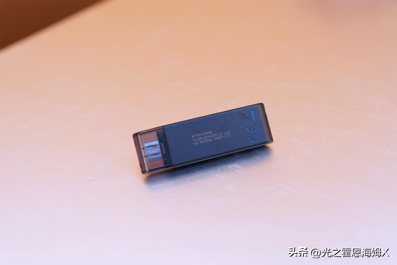 u盘实体店买还是在网上买便宜,便宜u盘和贵的有什么区别